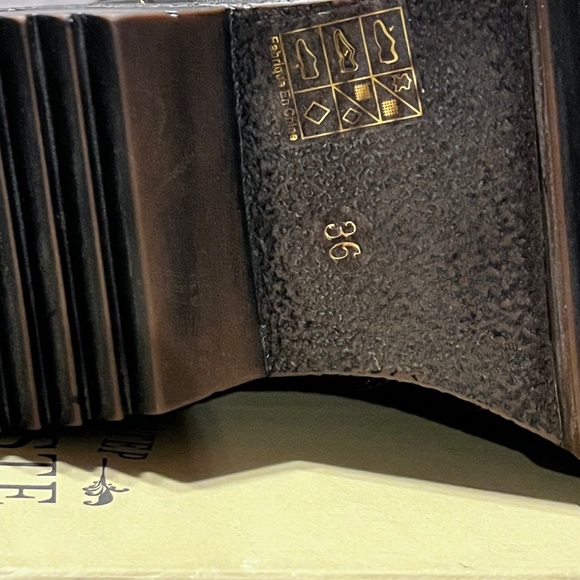 Stylish Black Lace-Up Women's Boots - Picture 8 of 11